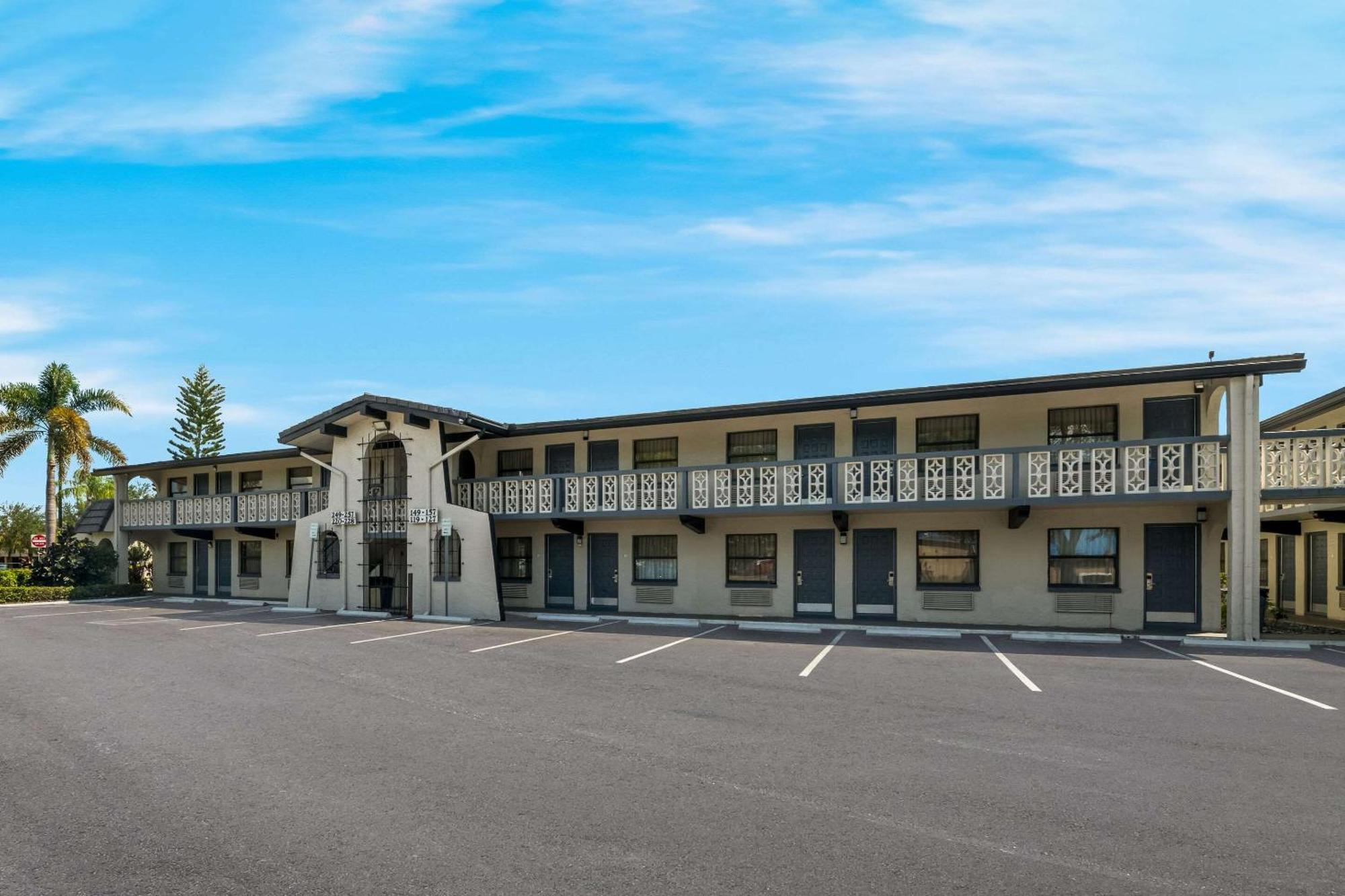 Quality Inn & Suites Altamonte Springs Orlando-North Exterior foto